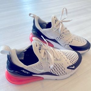 Nike Air 270